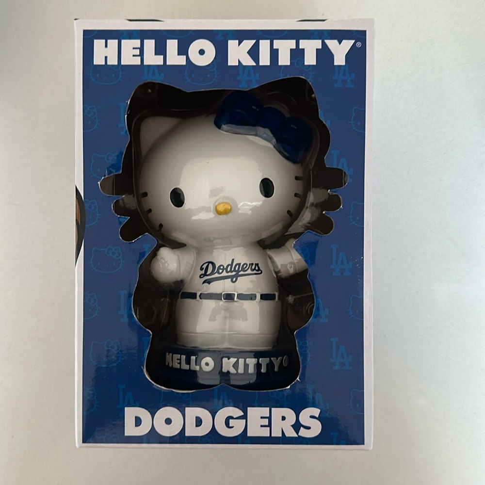 **** MLB LA Dodgers Sanrio Hello Kitty Bobblehead Light Up Collaboration…